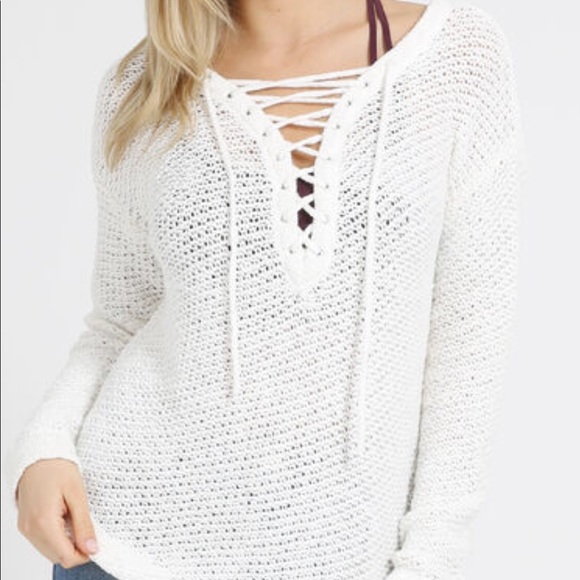 NWOT- perfect sweater for summer! - Picture 5 of 6